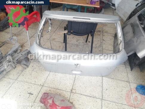 Peugeot 307 Bagaj Kapağı çıkma parça