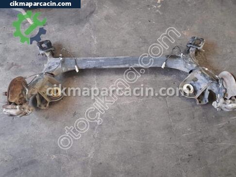 Peugeot 307 Arka Dingil çıkma parça