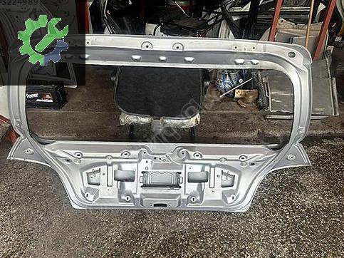 Peugeot 307 Bagaj Kapağı çıkma parça