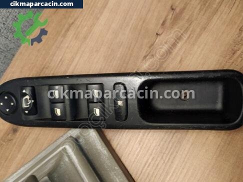 Peugeot 307 Cam Düğmesi çıkma parça