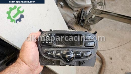Peugeot 307 Kalorifer Kontrol Paneli çıkma parça