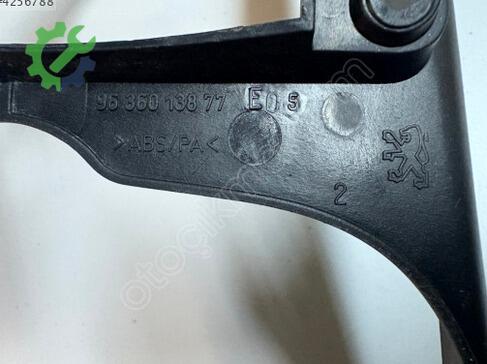 Peugeot 307 Klima 9636013877 çıkma parça