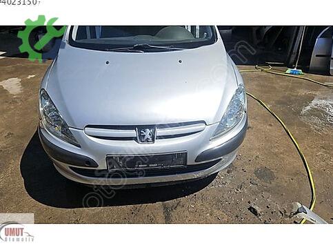 Peugeot 307 Ön Orta Konsol çıkma parça