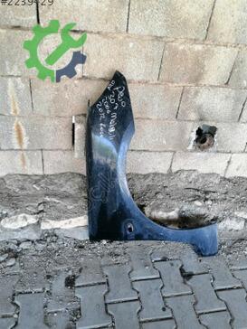 Peugeot 307 Sağ Ön Çamurluk çıkma parça