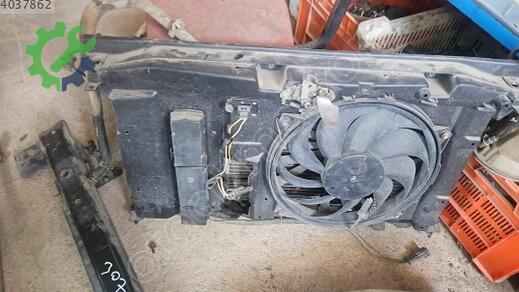 Peugeot 307 Radyatör çıkma parça