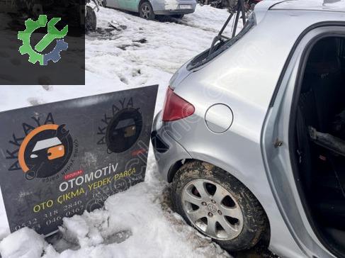 Peugeot 307 Arka Çamurluk çıkma parça