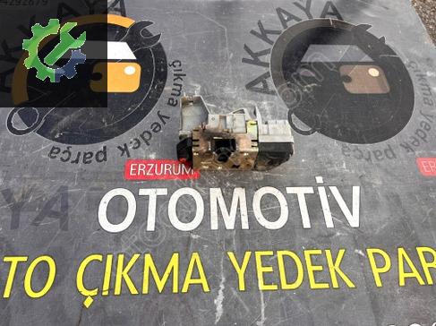 Peugeot 307 Sağ Arka Kapı Kilidi çıkma parça
