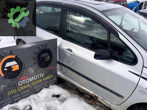 Peugeot 307 Sağ Ön Kapı çıkma parça