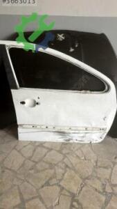 PEUGEOT 307 SAĞ ÖN KAPI BEYAZ RENK