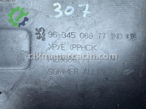 Peugeot 307 Torpido Kapağı 9634506877 çıkma parça