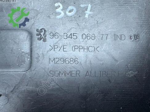 Peugeot 307 Torpido Kapağı 9634506877 çıkma parça