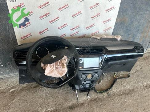 Peugeot 308 Göğüs çıkma parça