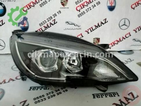 Peugeot 308 Sağ Ön Far çıkma parça