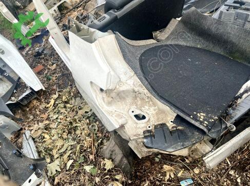 Peugeot 308 Sol Arka Çamurluk çıkma parça