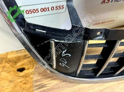 Peugeot 4007 Ön Panjur 6402A112 çıkma parça