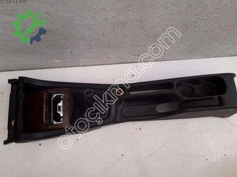 Peugeot 406 Orta Konsol çıkma parça