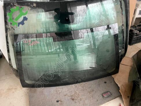 Peugeot 206 Arka Cam çıkma parça