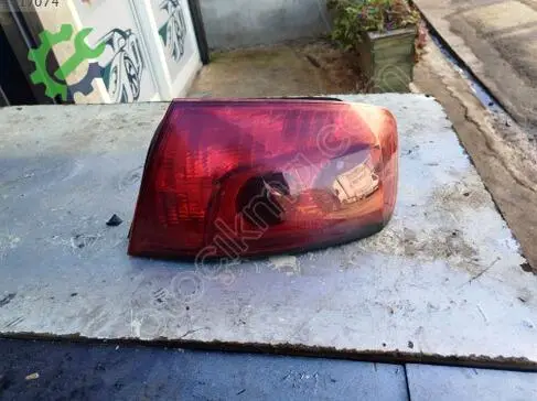 Peugeot 407 Sağ Arka Stop çıkma parça