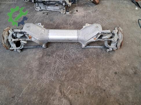 Peugeot 407 Arka Dingil çıkma parça