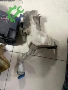 Peugeot 407 ön cam yedek su pidonu