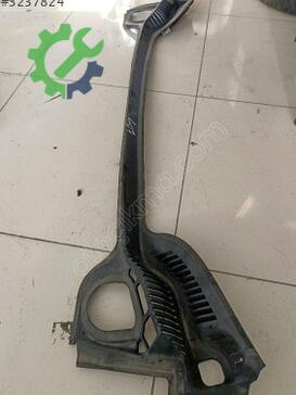 Peugeot 407 Ön Cam Izgarası çıkma parça