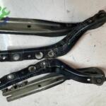 PEUGEOT 407 ÖN KAPUT MENTEŞESİ TAKIM