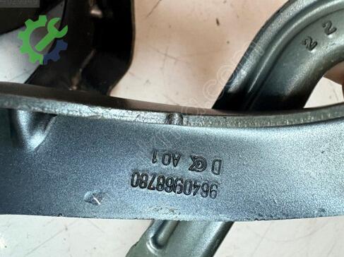 Peugeot 407 Kaput Menteşesi çıkma parça