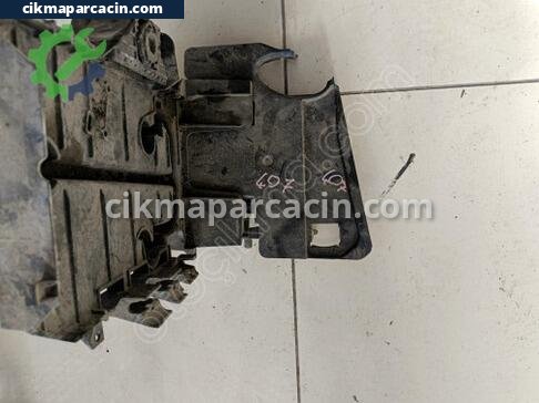 Peugeot 407 Akü çıkma parça