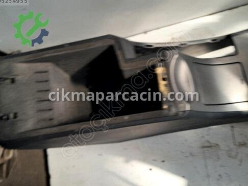 Peugeot 407 Orta Konsol çıkma parça