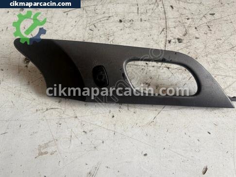 Peugeot 407 Açma Kolu çıkma parça
