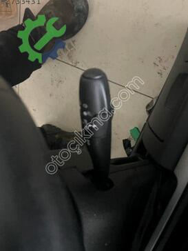 Peugeot 407 Sinyal Kolu çıkma parça