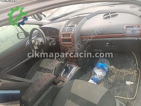 Peugeot 407 Sol Ön Kapı çıkma parça