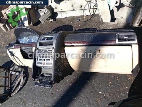 Peugeot 407 Torpido çıkma parça