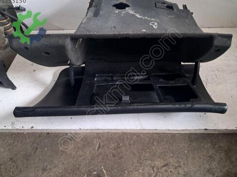 Peugeot 407 Torpido Gözü çıkma parça