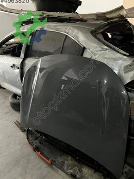 Peugeot 408 Kaput çıkma parça