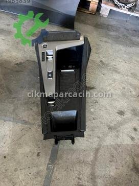 Peugeot 408 Orta Konsol çıkma parça