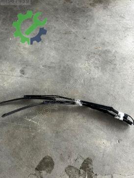 Peugeot 408 Silecek Kolu çıkma parça