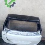 Peugeot 5008 arka bagaj kapağı