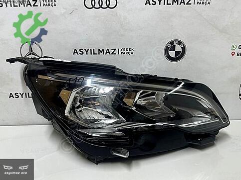 Peugeot 5008 Sağ Ön Far çıkma parça