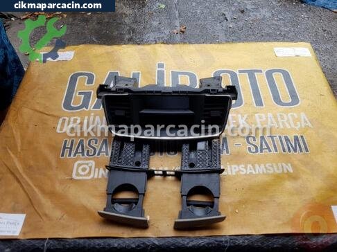Peugeot 508 Bardaklık çıkma parça