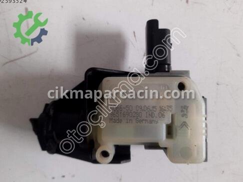 Peugeot 508 Depo Kapağı 9651690280 çıkma parça