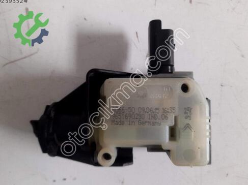 Peugeot 508 Depo Kapağı 9651690280 çıkma parça