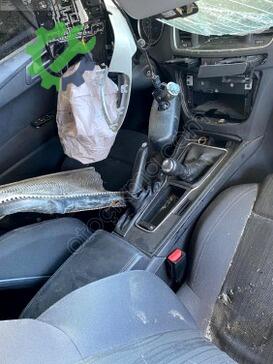 Peugeot 508 El Freni çıkma parça