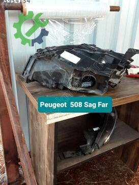 Peugeot 508 Sağ Ön Far çıkma parça