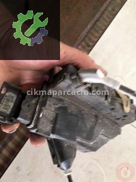 Peugeot 508 Sağ Ön Kapı Kilidi çıkma parça