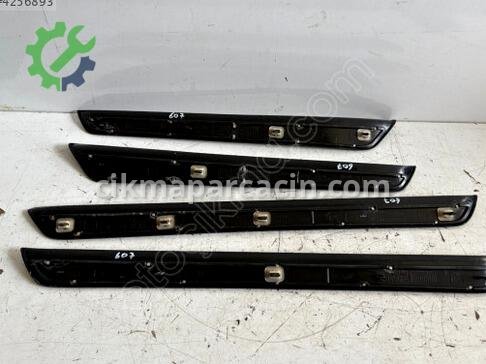 Peugeot 607 Marşpiyel Sacı çıkma parça