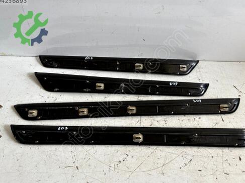 Peugeot 607 Marşpiyel Sacı çıkma parça