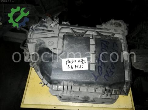Peugeot 106 Hava Filtresi çıkma parça