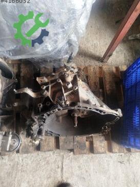 Peugeot Partner Şanzıman Komple çıkma parça