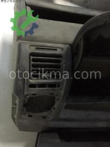 Peugeot Partner 2000-2011 Sağ Üfleme Izgarası hatasız çıkma